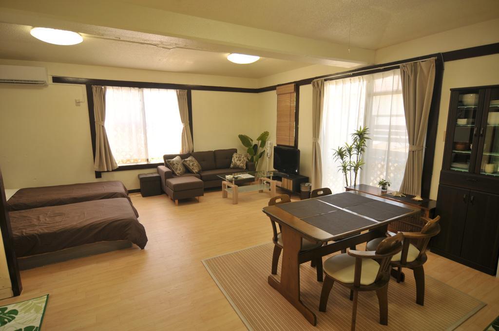 מוטובו Yukurinaresort Okinawa Hills Churaumi מראה חיצוני תמונה